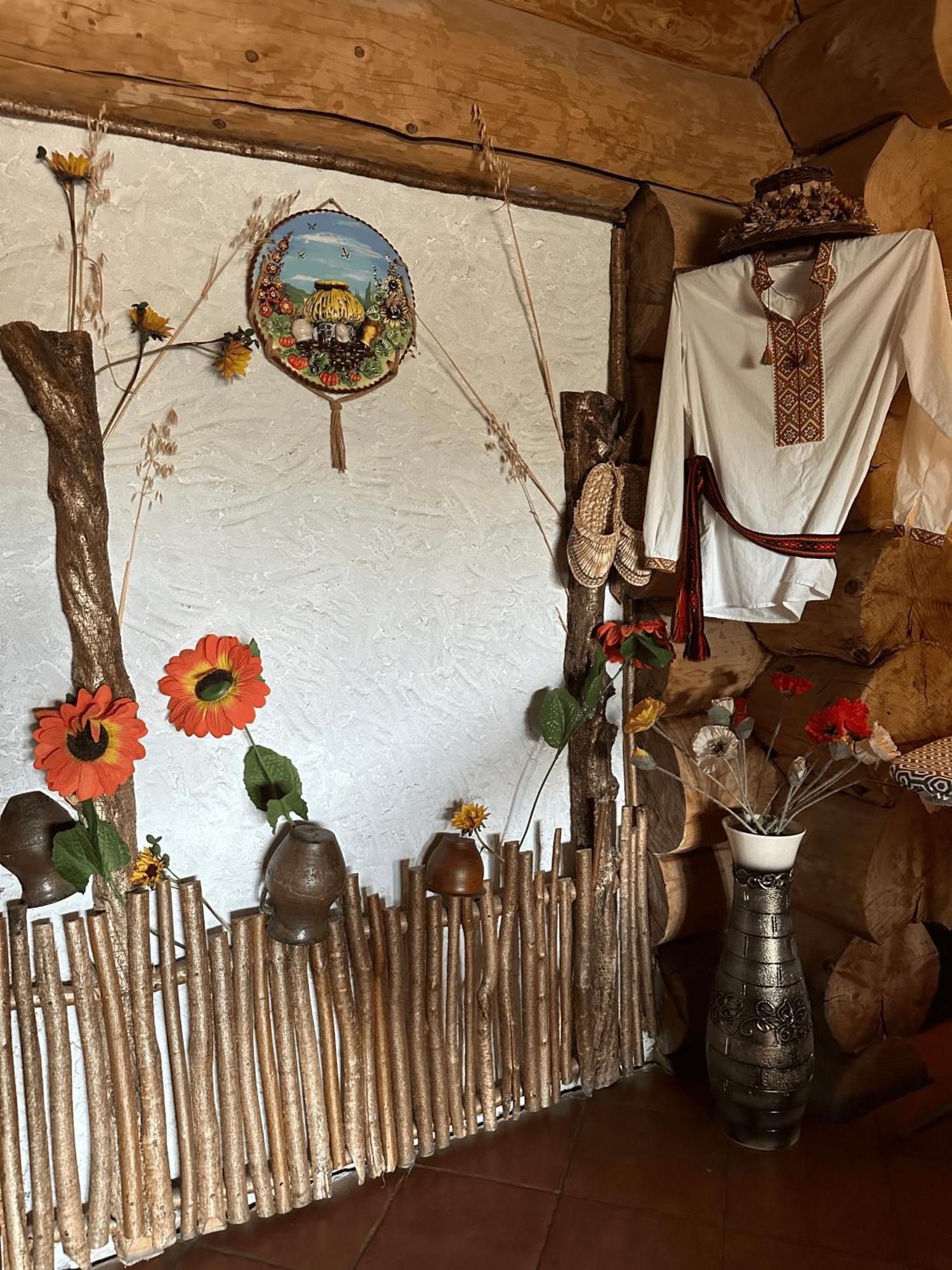 Hotel Фільварок Кмитів Velyki Kosharishcha Zewnętrze zdjęcie